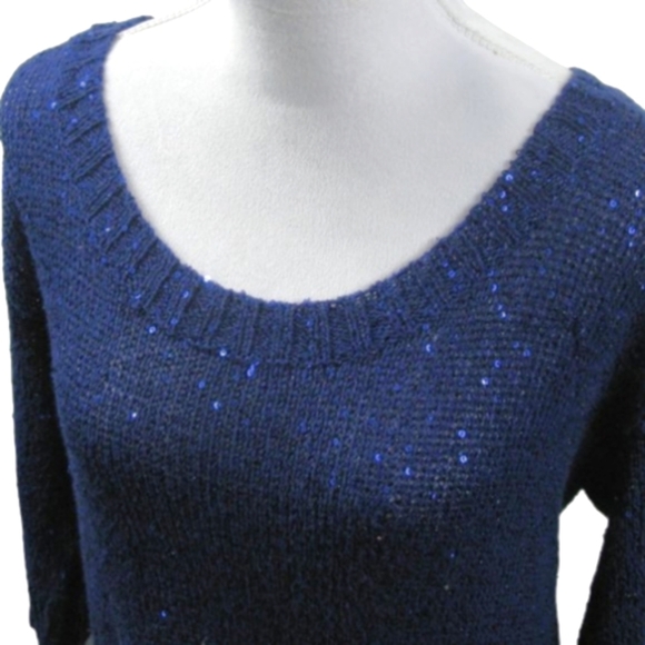 a.n.a Navy Blue Sequin 3/4 Sleeve Scoop Neck Sweater Size Medium - Picture 2 of 5